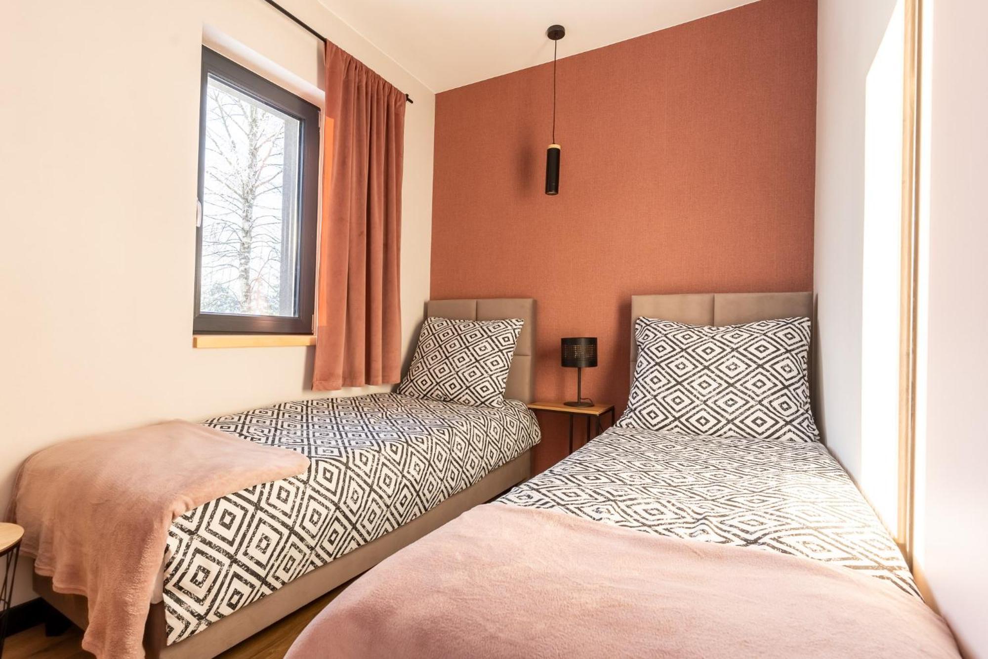 Hotel Zielona Zaba Derc Zewnętrze zdjęcie